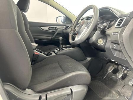 2019-Nissan-Qashqai-12T-Visia_9