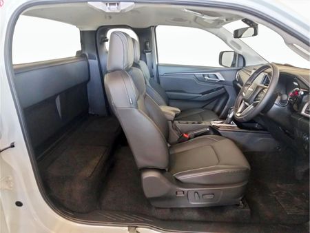 2026-Isuzu-D-Max-30-DDI-LSE-Auto-E-Cab_13