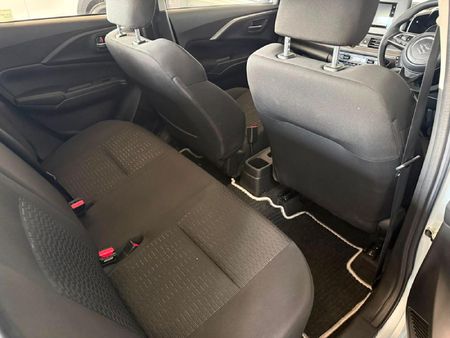 2025-Suzuki-Swift-12-GL-Auto_22