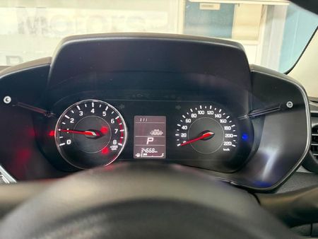 2025-Suzuki-Swift-12-GL-Auto_25