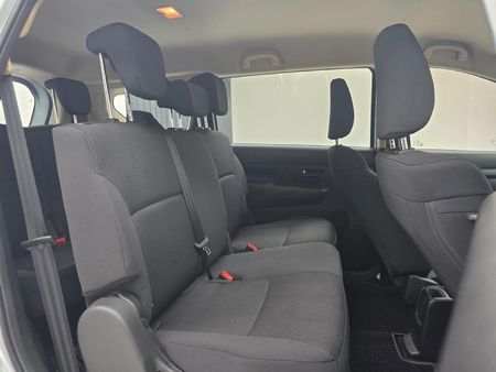 2026-Suzuki-Ertiga-15-GA_10