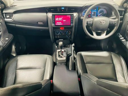 2025-Toyota-Fortuner-24-GD-6-4x4-Auto_9