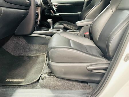 2025-Toyota-Fortuner-24-GD-6-4x4-Auto_17