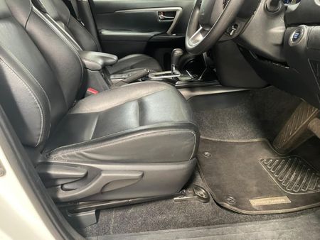2025-Toyota-Fortuner-24-GD-6-4x4-Auto_23