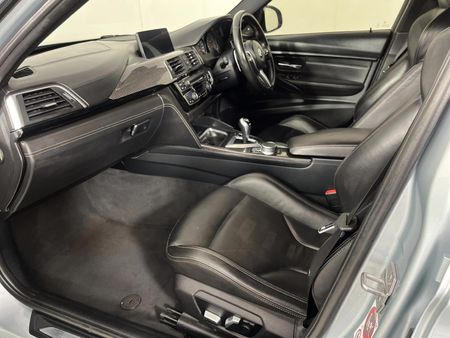 2017-BMW-M3-Auto-F80_8