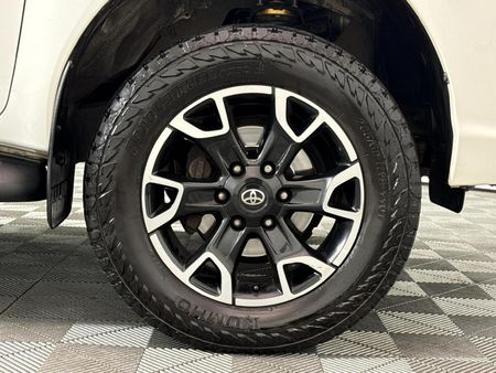2020-Toyota-Hilux-28-GD-6-Raised-Body-Raider-Double-Cab_4