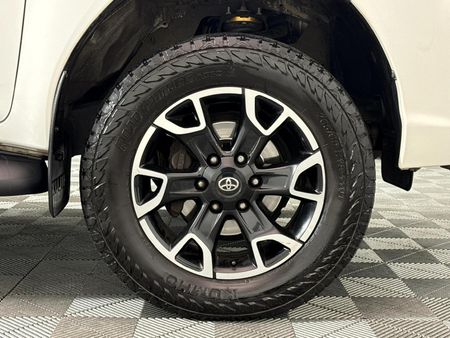 2020-Toyota-Hilux-28-GD-6-Raised-Body-Raider-Double-Cab_5