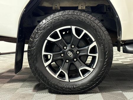 2020-Toyota-Hilux-28-GD-6-Raised-Body-Raider-Double-Cab_7