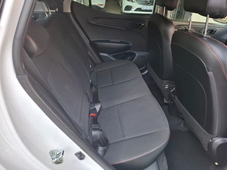2024-Hyundai-Grand-i10-12-Fluid-Auto_9