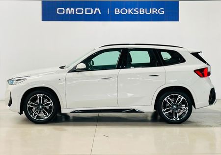 2025-BMW-X1-sDrive18d-M-Sport_7