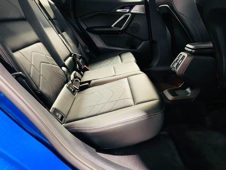 2025-BMW-X1-sDrive18d-M-Sport_13