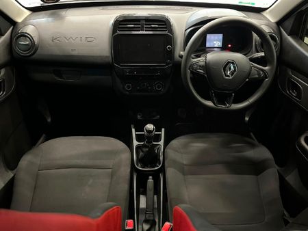 2024-Renault-Kwid-10-Techno_9