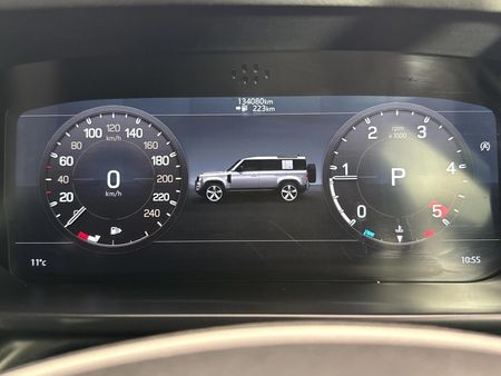 2021-Land-Rover-Defender-110-D240-SE-X-Dynamic-177kW_2