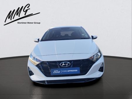 2022-Hyundai-i20-12-Fluid_2