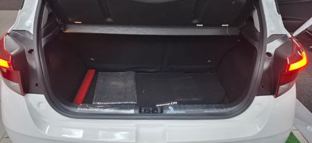2023-Hyundai-Grand-i10-10-Motion_5