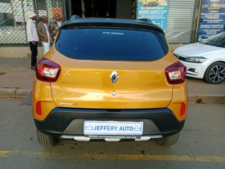 2023-Renault-Kwid-10-Climber_3