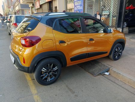 2023-Renault-Kwid-10-Climber_4