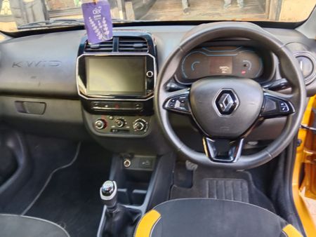 2023-Renault-Kwid-10-Climber_8