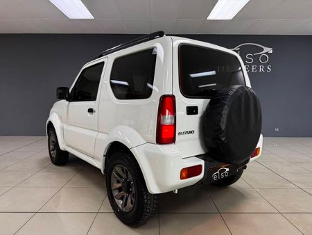 2017-Suzuki-Jimny-13-Auto_4