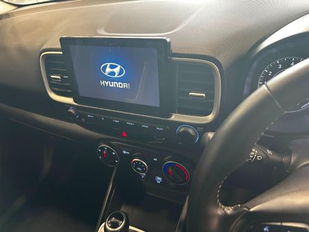 2021-Hyundai-Venue-10-TGDI-Fluid-Auto_3