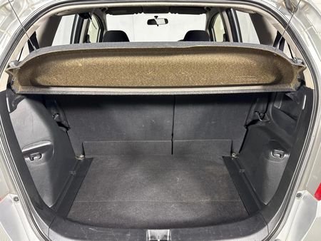 2012-Honda-Jazz-13-Comfort_12