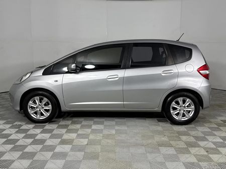 2012-Honda-Jazz-13-Comfort_17