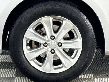 2012-Honda-Jazz-13-Comfort_4