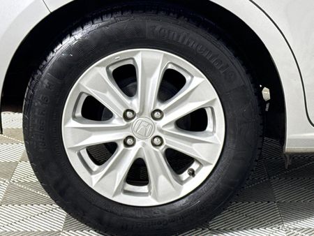 2012-Honda-Jazz-13-Comfort_7