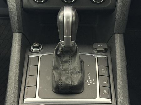 2017-Volkswagen-Amarok-30-TDI-Highline-4Motion-Auto-Double-Cab_10