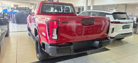 2026-Toyota-Hilux-28-GD-6-RB-SRX-Auto-Double-Cab_1