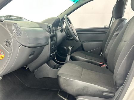 2023-Nissan-NP200-16-AC-Safety-Pack_6