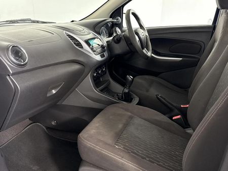 2018-Ford-Figo-15-Trend-5-dr_6