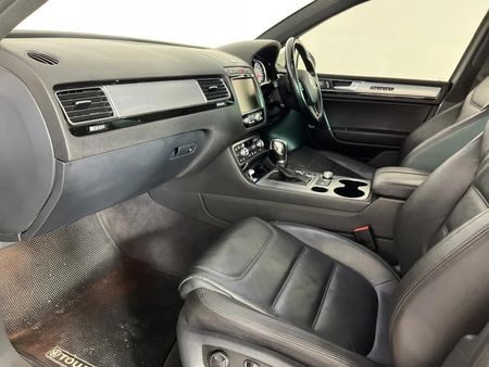 2016-Volkswagen-Touareg-GP-30-V6-TDI-Luxury-Auto_8