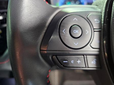 2025-Toyota-Corolla-Cross-18-GR-S_15