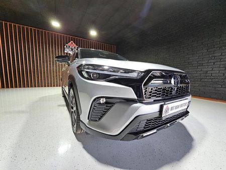 2025-Toyota-Corolla-Cross-18-GR-S_5