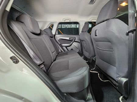 2022-Toyota-Urban-Cruiser-15-Xs_20