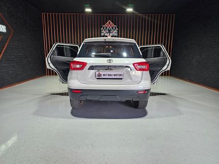 2022-Toyota-Urban-Cruiser-15-Xs_23