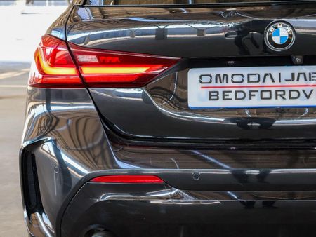 2019-BMW-1-Series-118i-M-Sport_10