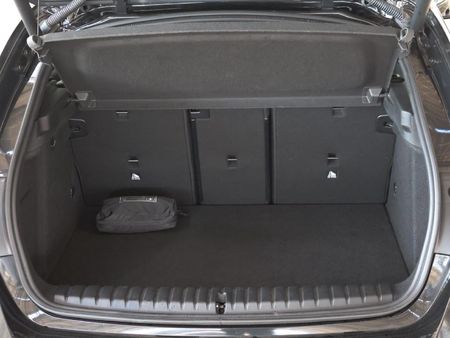 2019-BMW-1-Series-118i-M-Sport_12