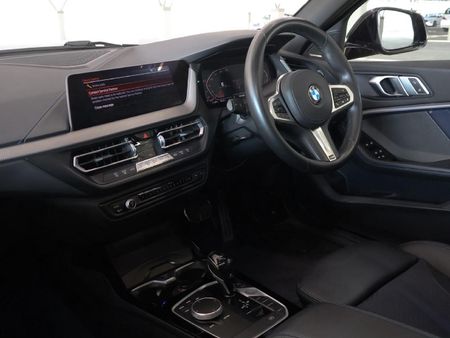 2019-BMW-1-Series-118i-M-Sport_14