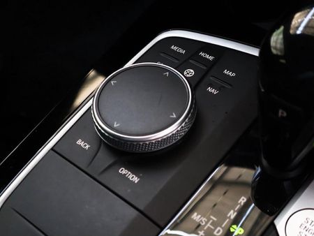 2019-BMW-1-Series-118i-M-Sport_24