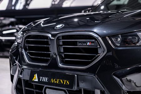 2024-BMW-X5-M-Competition_10