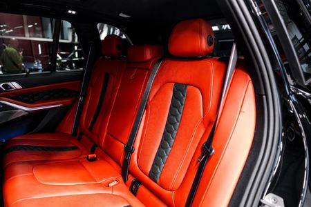 2024-BMW-X5-M-Competition_14