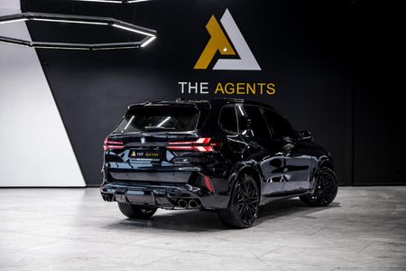 2024-BMW-X5-M-Competition_5