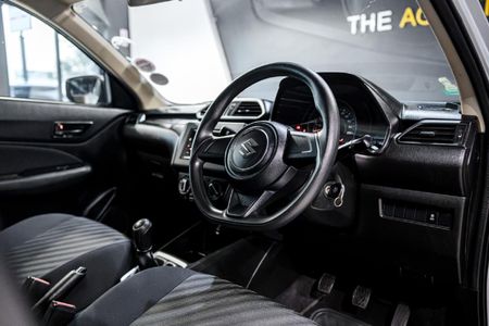 2024-Suzuki-Dzire-12-GA_18