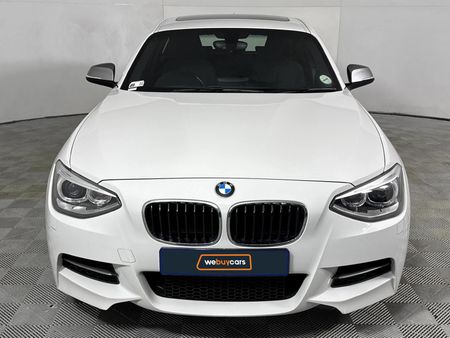 2013-BMW-1-Series-M135i-3-dr-Auto_13