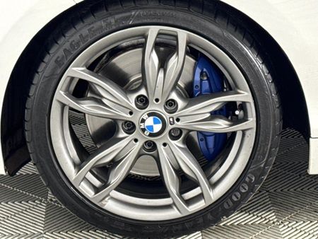 2013-BMW-1-Series-M135i-3-dr-Auto_3