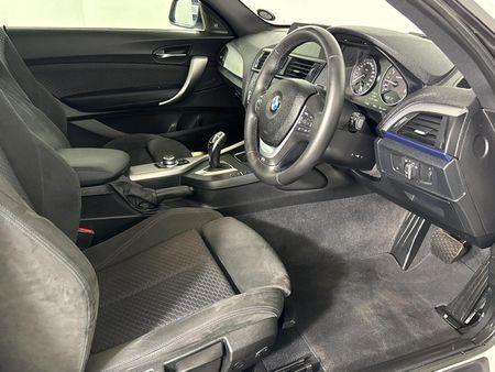 2013-BMW-1-Series-M135i-3-dr-Auto_8