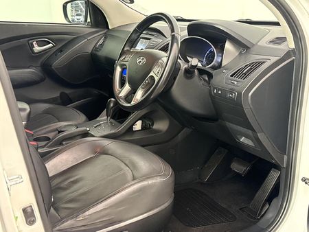 2014-Hyundai-ix35-20-GLS-Executive-Auto_9