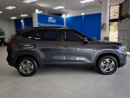 2022-Kia-Seltos-16-EX_5
